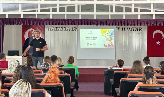 Kuşadası'nda Narko Gençlik ve Narkorehber eğitimleri düzenlendi