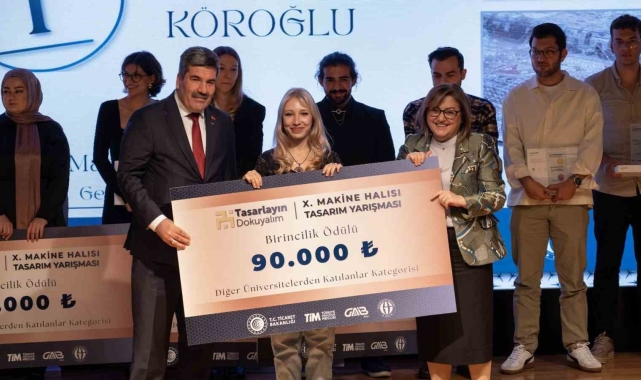 Makine Halısı Tasarım Yarışması'nda dereceye girenler ödüllendirildi