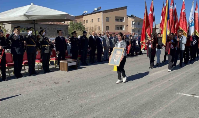 Malazgirt'te Cumhuriyet'in 101. yıldönümü kutlandı