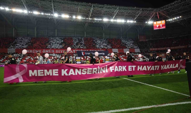Meme kanseri farkındalığına anlamlı destek