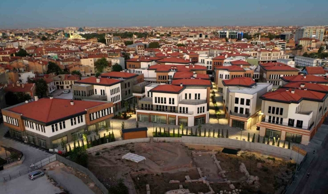 Meram'da Suriçi Çarşısı iş yerleri ve ofisleri ihaleye çıkıyor