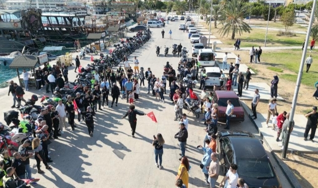 Mersinli motorcular, 29 Ekim coşkusunu bu yıl Silifke'de yaşadı