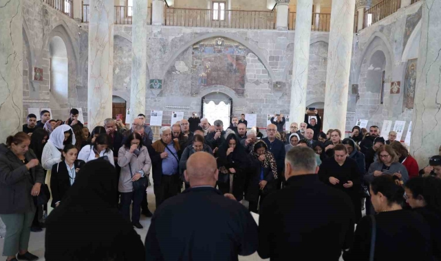 Meryem Ana Kilisesi yerli ve yabancı turistleri ağırlıyor