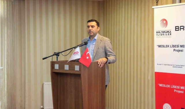 'Meslek Lisesi Gelecek Vizyonu' ve 'İş Hayatına Hazırlama' toplantısı gerçekleşti