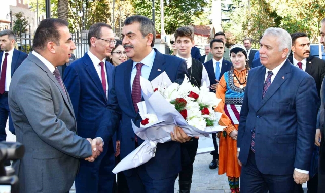 Milli Eğitim Bakanı Yusuf Tekin İl Eğitim Değerlendirme Toplantısı'na katıldı
