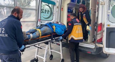 Minibüs ile otomobil çarpıştı: 1 yaralı