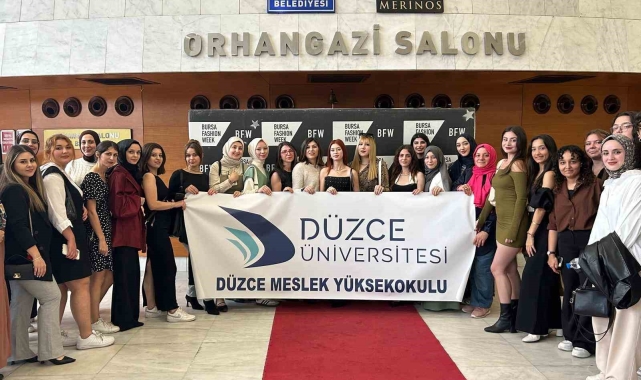 Moda yarışmasında finale kaldı