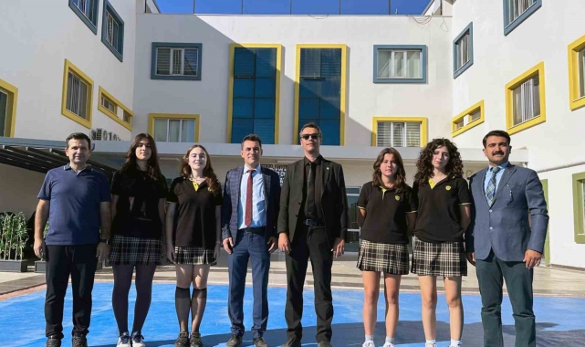 Muğla TEK Koleji Rusya'da Türkiye'yi temsil edecek