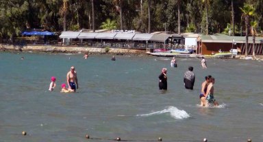 Muğla'da deniz, kum, güneş keyfi devam ediyor