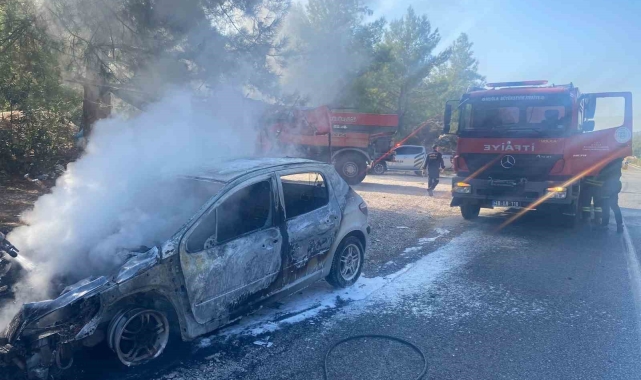 Muğla'daki yangında otomobil küle döndü