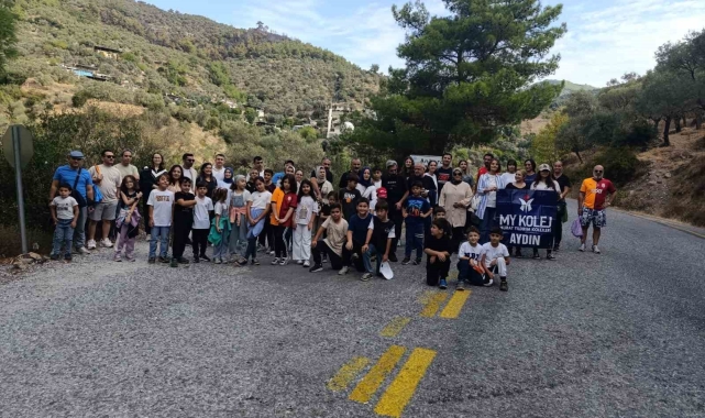 Öğrenciler doğa yürüyüşüne katıldı