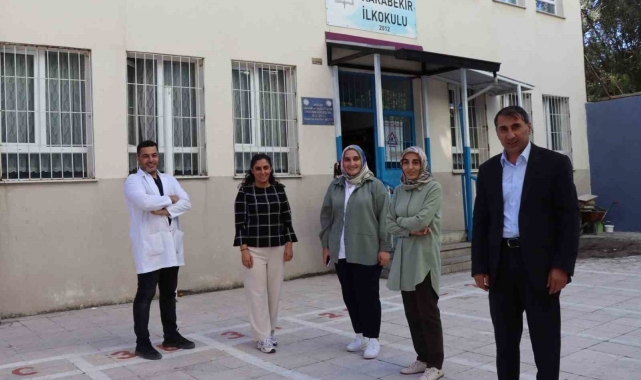 Oltu Karabekir İlkokulu'ndan çifte başarı