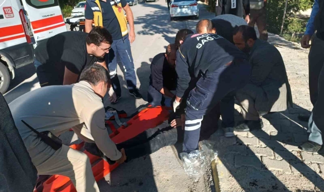 Otomobil ile çarpışan motosikletin sürücüsü ağır yaralandı