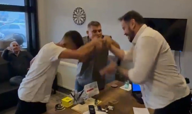 Otomobil pazarında kavga gibi pazarlık