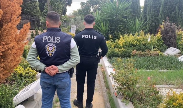 Polis, Cem Garipoğlu'nun kabrinin bulunduğu mezarlıkta nöbet tutuyor