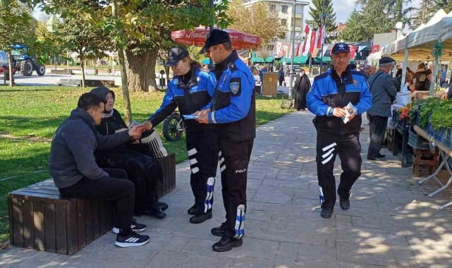 Polis kent merkezinde tek tek uyardı