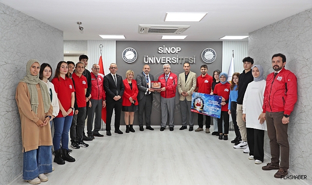 Rektör Taşdemir, SİNERGİ ve NukRanyum Takımlarını Ağırladı
