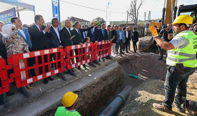 Sakarya'da 25 milyon TL'lik alt yapı yatırımı için ilk kazma vuruldu
