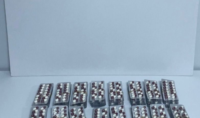 Samsun'da 1270 adet sentetik ecza ile yakalanan 4 kişi gözaltına alındı