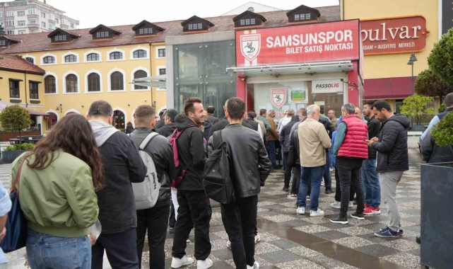 Samsunsporlu taraftarlardan Fenerbahçe maçına yoğun ilgi