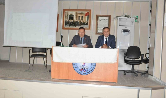 Sandıklı'da taşımalı eğitim masaya yatırıldı