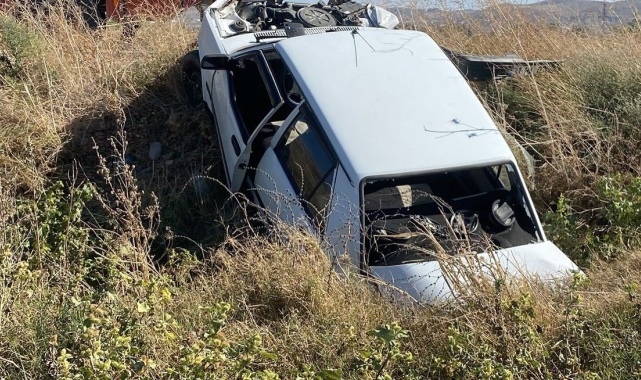 Şarampole devrilen TOFAŞ'ın sürücüsü yaralandı
