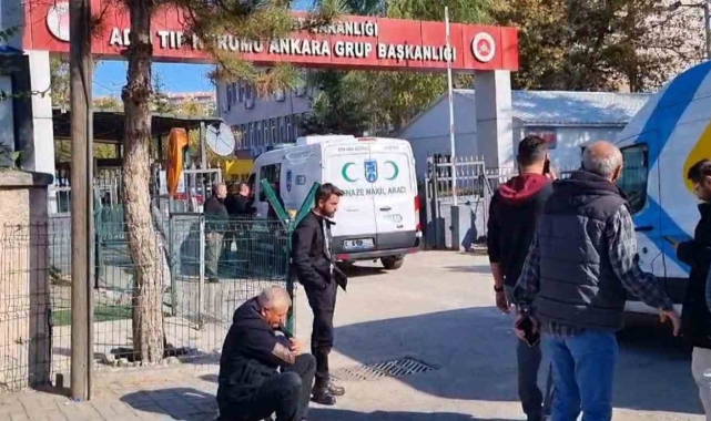 Şehit ailelerinin Adli Tıp Kurumu'nda bekleyişi
