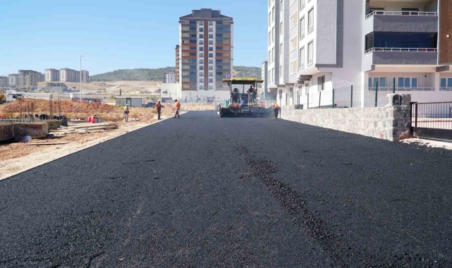Şehitkamil'de asfalt çalışmaları devam ediyor