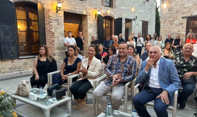 Seramik sanatının ustaları Kuşadası'nda bir araya geldi