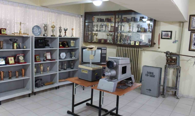 Siirt Lisesi'nde bulunan müze tarihe ışık tutuyor