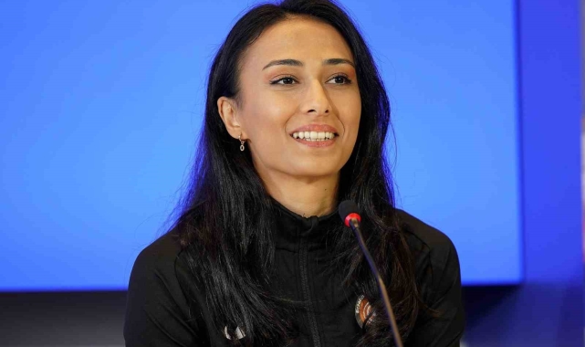 Simge Aköz: "Bütün kupalara talibiz"