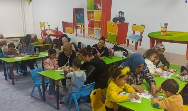 Sincan Belediyesi anne çocuk oyun evlerine yoğun ilgi