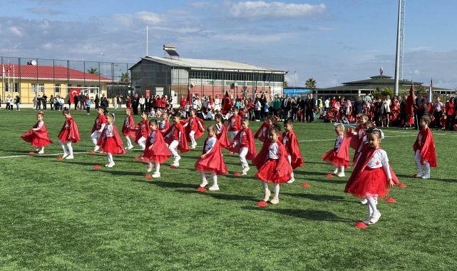 Sinop'ta bazı ilçelerede 29 Ekim Cumhuriyet Bayramı kutlandı