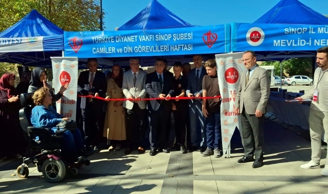 Sinop'ta Müftülük tarafından kitap fuarı açıldı