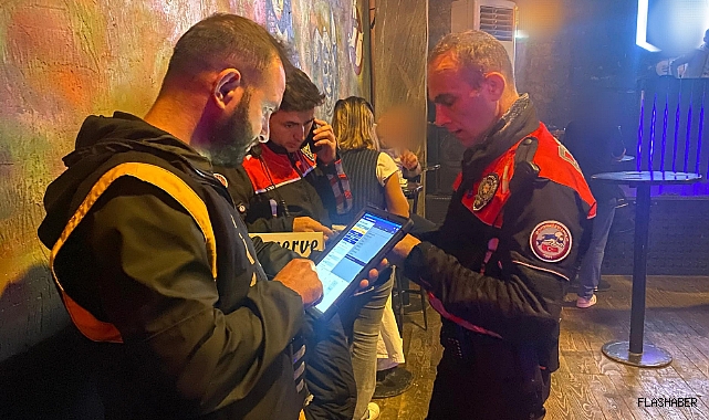 Sinop'ta polis "Güvenli Sokaklar" uygulaması yaptı