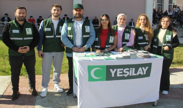 Sinop'ta Yeşilay, öğrencileri bağımlılık ve zararlı maddeler konusunda bilgilendirdi
