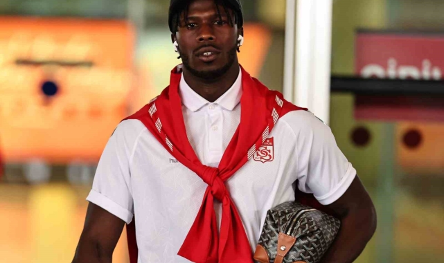 Sivasspor kafilesi İzmir'e ulaştı