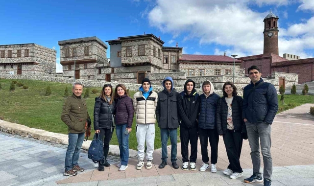 Söke MTAL Lisesi MEB Robot Yarışmasında Söke'yi başarıyla temsil etti