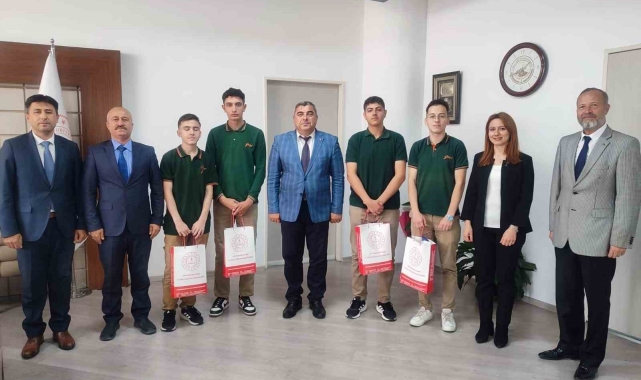 Sünnetci, 'Raylı Sistemler'in' şampiyonları ağırladı