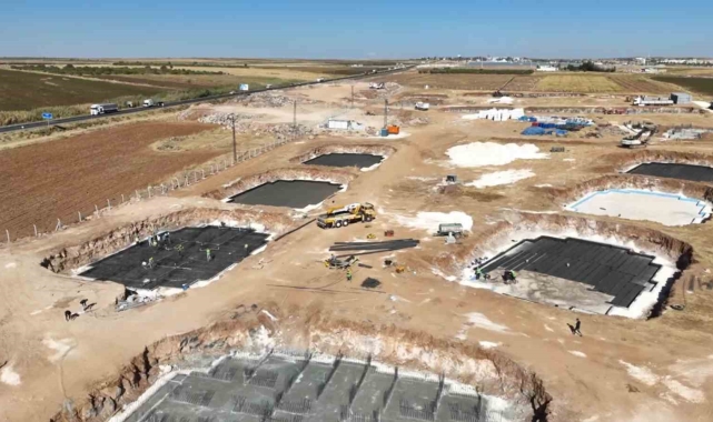 Suriye sınırında deprem konutları yükseliyor