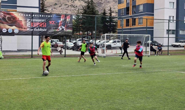 Talas'ın Cumhuriyet Kupası'nda final yürüyüşü