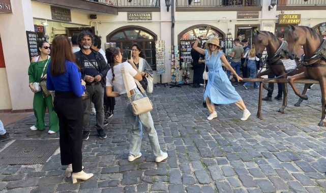Tarihi Odunpazarı Evleri'nde hafta sonu yoğunluğu