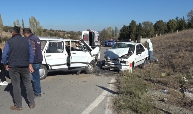 Tavşanlı'da trafik kazası 4 yaralı