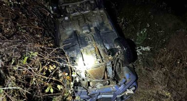 Ters dönen otomobilden sağ kurtuldular