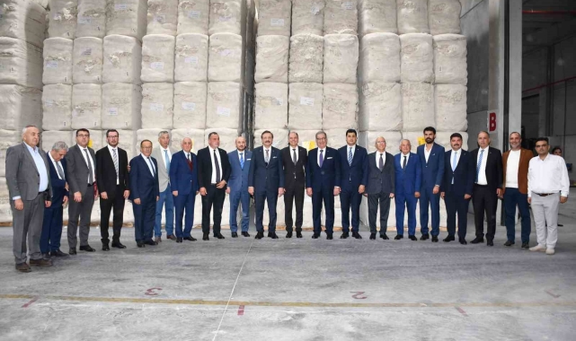 TOBB Başkanı Hisarcıklıoğlu, Büyük Menderes Tarım Ürünleri Lisanslı Depoculuk'ta incelemelerde bulundu