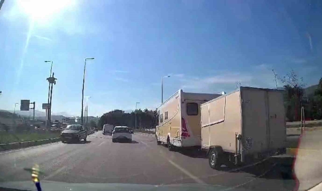 Trafiği tehlikeye düşüren otomobillere 7 bin 879 TL idari para cezası