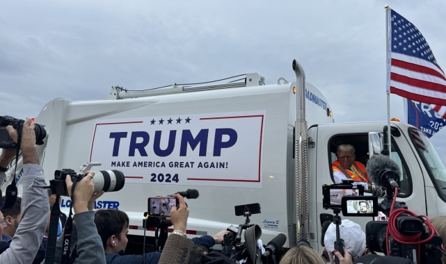 Trump'tan Biden'a çöp kamyonuyla gönderme