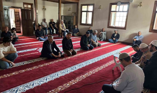 Türk Ocağı, hatim duası ve mevlid okutturmak için bir araya geldi