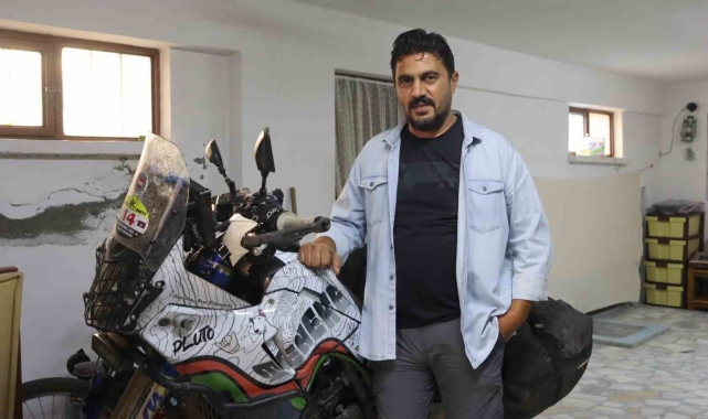 Türk taksici, Pablo'nun motorunu İspanya'ya göndermek istiyor