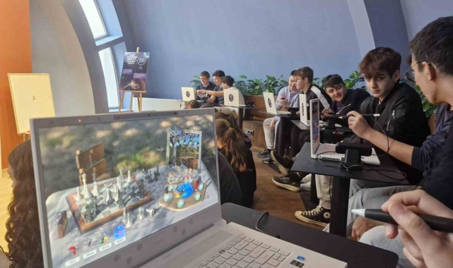 Türkiye'de ilk: Öğrencilere 3 boyutlu eğitim imkanı